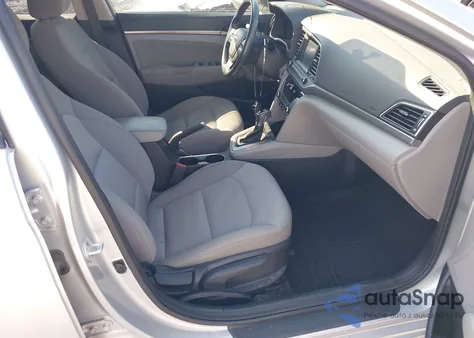 2017 Hyundai Elantra Se z USA, uszkodzony, nr VIN 5NPD84LF8HH108141